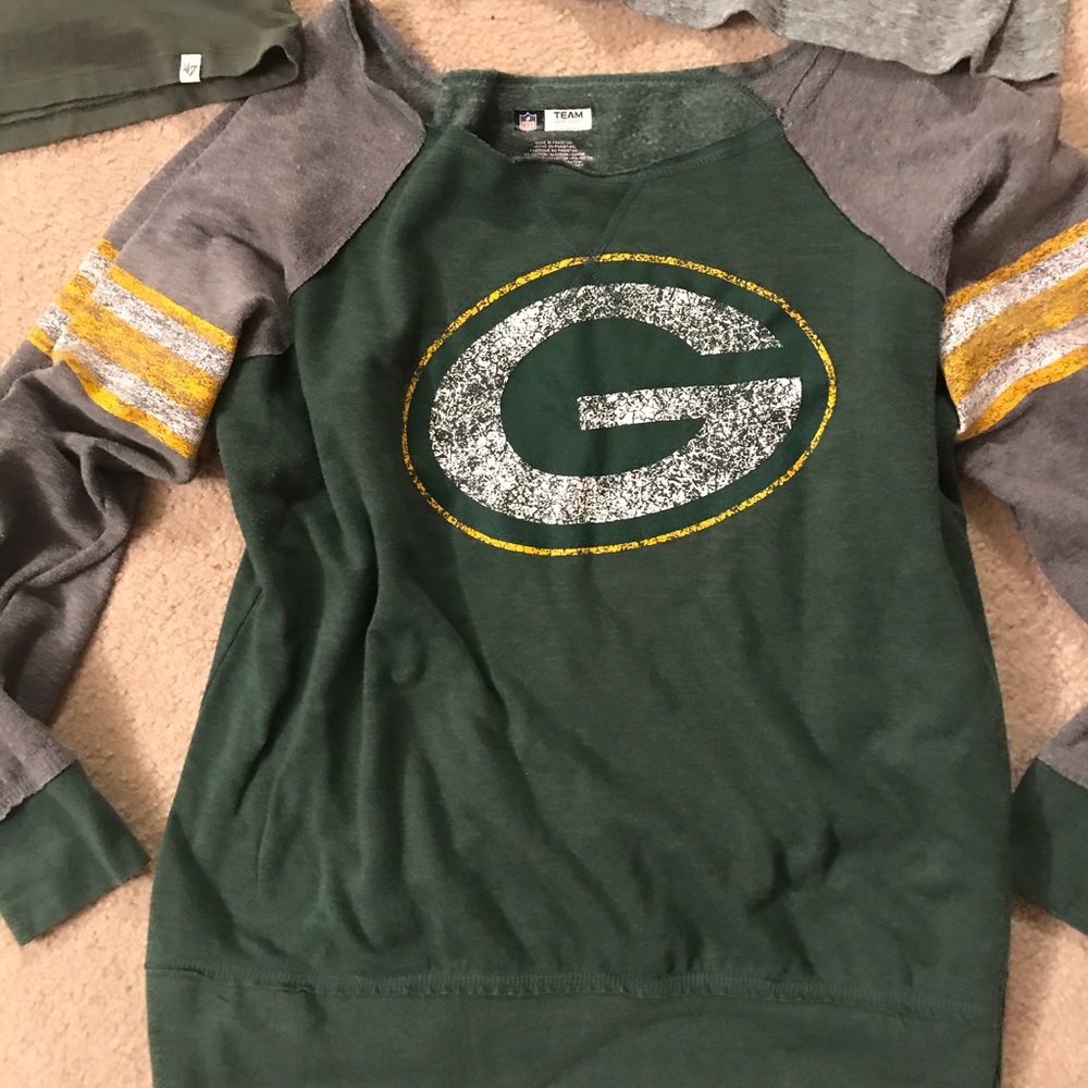 Ladies packer shirt.